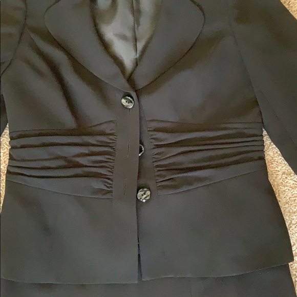 Evan-Picone, black, A-line/bell skirt suit -lined - Picture 5 of 7
